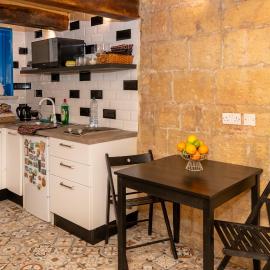 75 St Christopher Street, Valletta, מלון בולטה