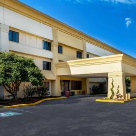 Baymont by Wyndham Meridian, hotel v mestu Meridian