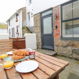 2A Salubrious Terrace