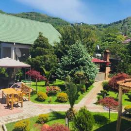 vecation home zura, hotell sihtkohas Kvariati