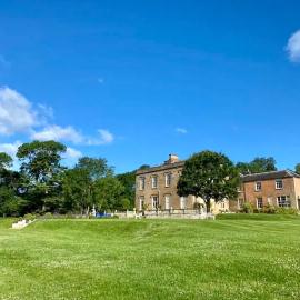 Countryside bliss in Historic Hall