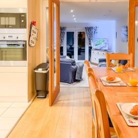 Stylish Coastal Home, Pets & Parking By Adliv, hotelli kohteessa Margate