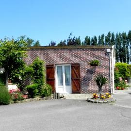 Les Charmilles, hotel in Hazebrouck