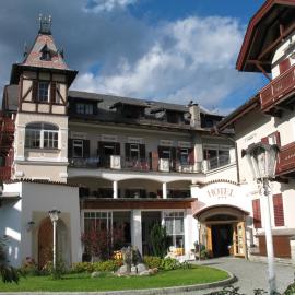 Hotel Bachmann, מלון בוילאבאסה