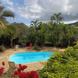 grande villa étang salé les hauts