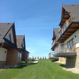 Anielska Osada, hotel i Groń