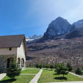 Oda e Arbërit, hotel v destinaci Bogë