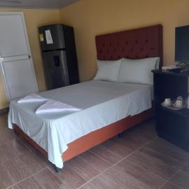 Posada Paradise Suite, hotel in Aguadulce