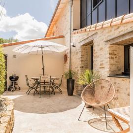 Gîte Charmant avec Piscine Chauffée près de Nantes et Clisson - FR-1-306-1245