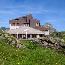 Berghotel Distelboden, hotel em Frutt