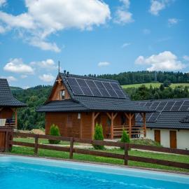 Chatki Niwkii u Zbója Studio z antresolą, hotel in Krościenko