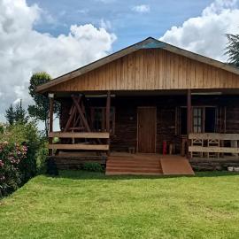 The Wonky House, hotel em Timau