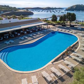 Hotel Calina, hotel di Cadaqués