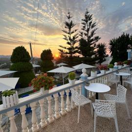 Esmeralda Hotel & Restaurant