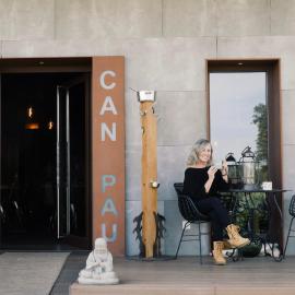 Hostal Rural Can Pau โรงแรมในCantallops