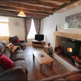 Amazing renovated Loire Valley gite, Hotel in La Pellerine