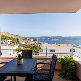 Apartman Maja, hotel v destinaci Komarna