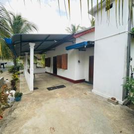 Joes Resthouse, hotel in Oddaimavadi