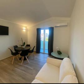 Casa vacanze, hotel em Quartu SantʼElena