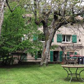 la maison aux volets vert