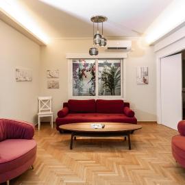 Syntagma sq, luxury & spacious apartment