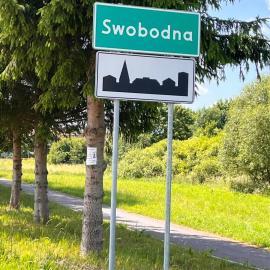 Leszczynowy domek nad jeziorem, hotel u gradu Dobre Mjasto