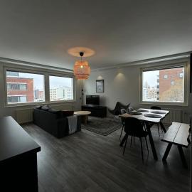 Arctic Corner Apartment with Jacuzzi