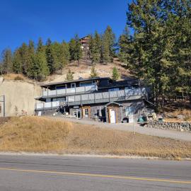 Misty River Lodge -, hotel in Radium Hot Springs