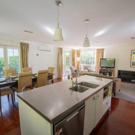 Mototui Cottage 2 or 3 Bedroom - Russell Cottages