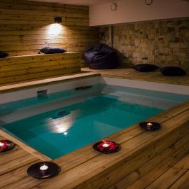 Trigrad Hotel, hotel Trigradban