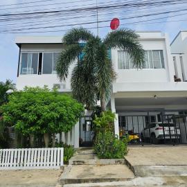 Andaman homestay villa at rawai, hotel in Ban Saiyuan (1)