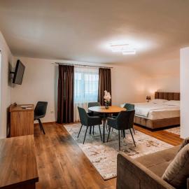 Rustik, hotel a Volovăţ
