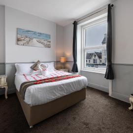 The Manor Hotel, Hotel in Llandudno