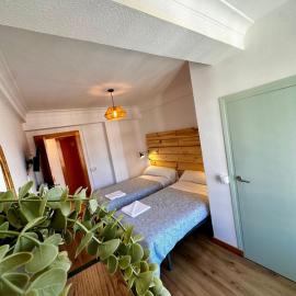 AtuaireHome Hostal en el centro de Burgos, khách sạn ở Burgos