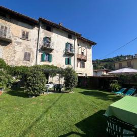 B&B COME UN TEMPO, hotel u gradu 'Costa di Serina'