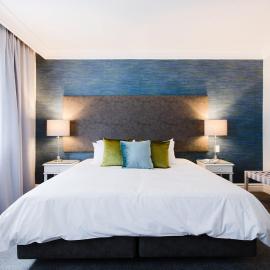 Hotel type living, spacious, central, secure,wifi!, hotel in Cape Town