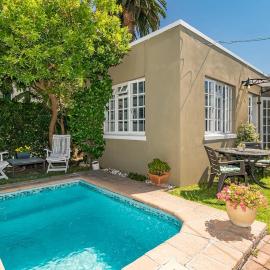 Suburban bliss with Wifi and plunge pool
