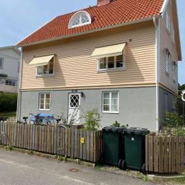 Solhyddan, tvårumslägenhet i villa nära havet, hotel Båstadban