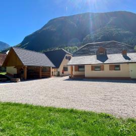 FAMILY HOUSE Pri Kovaču, hotel em Soča