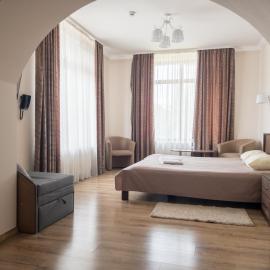 ОРК "Блісс", hotell i Rivne