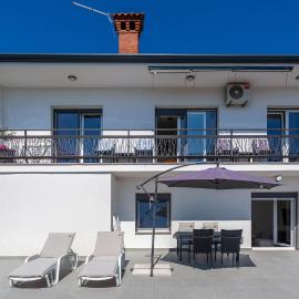 Awesome Apartment In Rukavac With Wifi