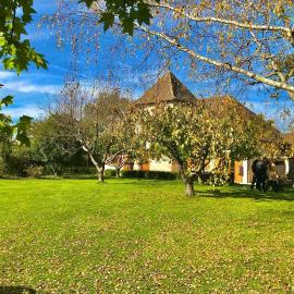 Domaine de Dadelsen - Beautiful Country Estate, hotel in Loisy