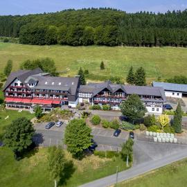 Berghotel Habbel und die Welt kann warten, hotel en Cobbenrode