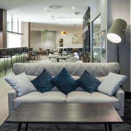 Hotel Ilunion Bilbao, hotel di Bilbao