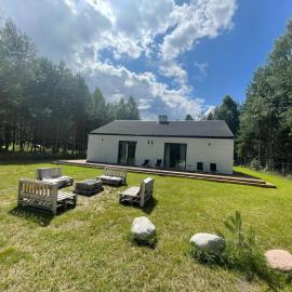 BoroweDomki, hotel u gradu Tleń