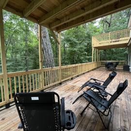 Forest Views & Grill! Lynchburg Treehouse Retreat, hotel in Vista Acres