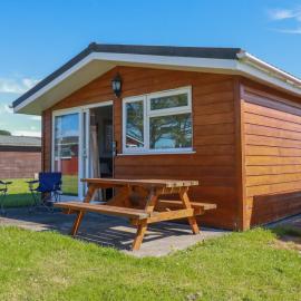 Cornish Holiday at Atlantic Bays, hotel in Saint Merryn