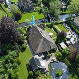 OV593 - 4P apartment in the heart of Giethoorn on the village canal