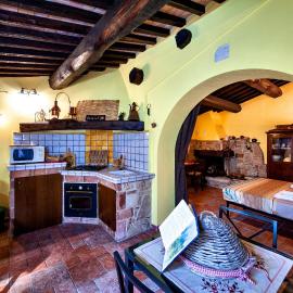 Rustico dell'Aia d'alto, hotel Fabrianóban