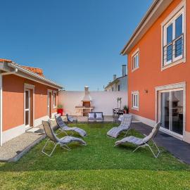 GuestReady - Esposende Dreamy Retreat, hotel in Esposende
